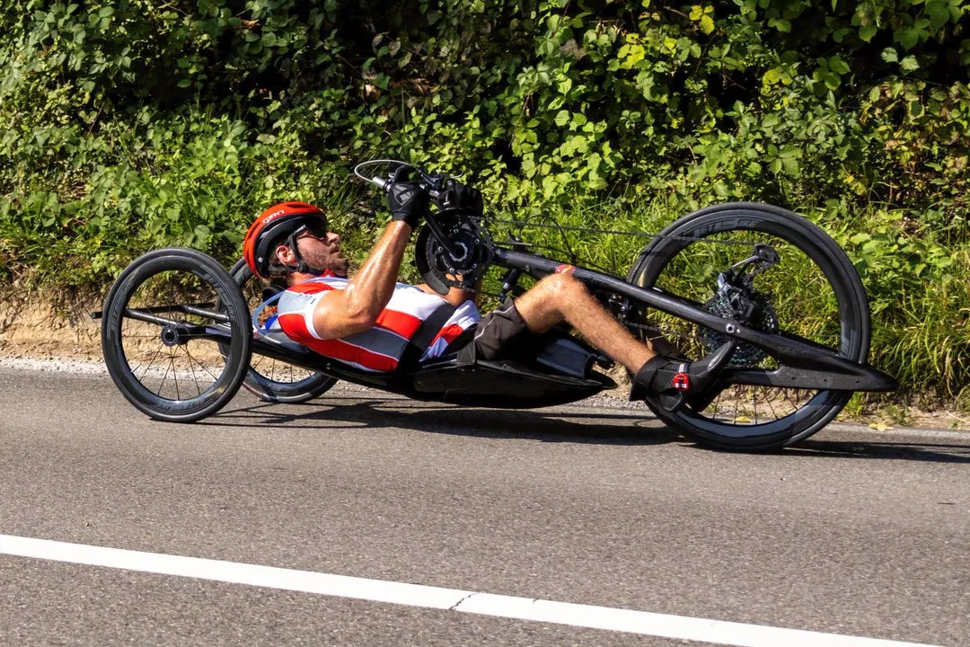 Handbiker Felix Frohofer bei einem Rennen in Stäfa.
